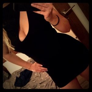 AQUA brand Bloomingdales asymmetrical neck LBD 6